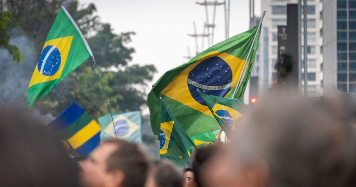 Consulado do Brasil prepara megaoperação para garantir voto de 134 mil eleitores em Portugal