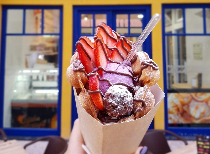 Espaço W serve bubble waffle