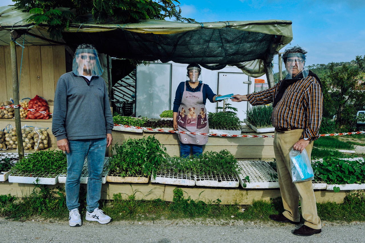 Entrega de máscaras de proteção nas Caldas da Rainha