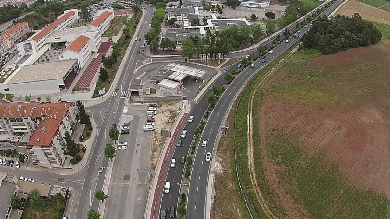 fotografia aérea da avenida da comunidade europeia em leiria