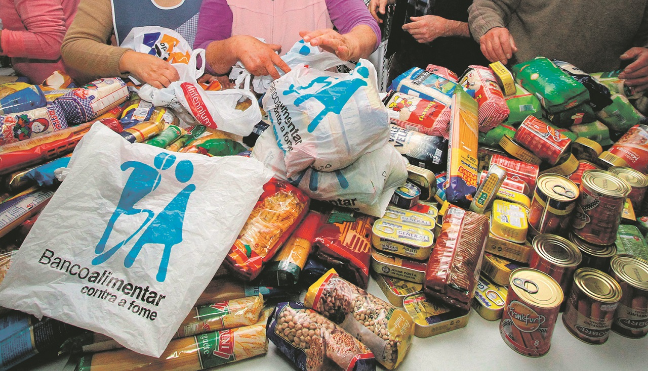 Banco Alimentar recebe o apoio da campanha solidária do REGIÃO DE LEIRIA
