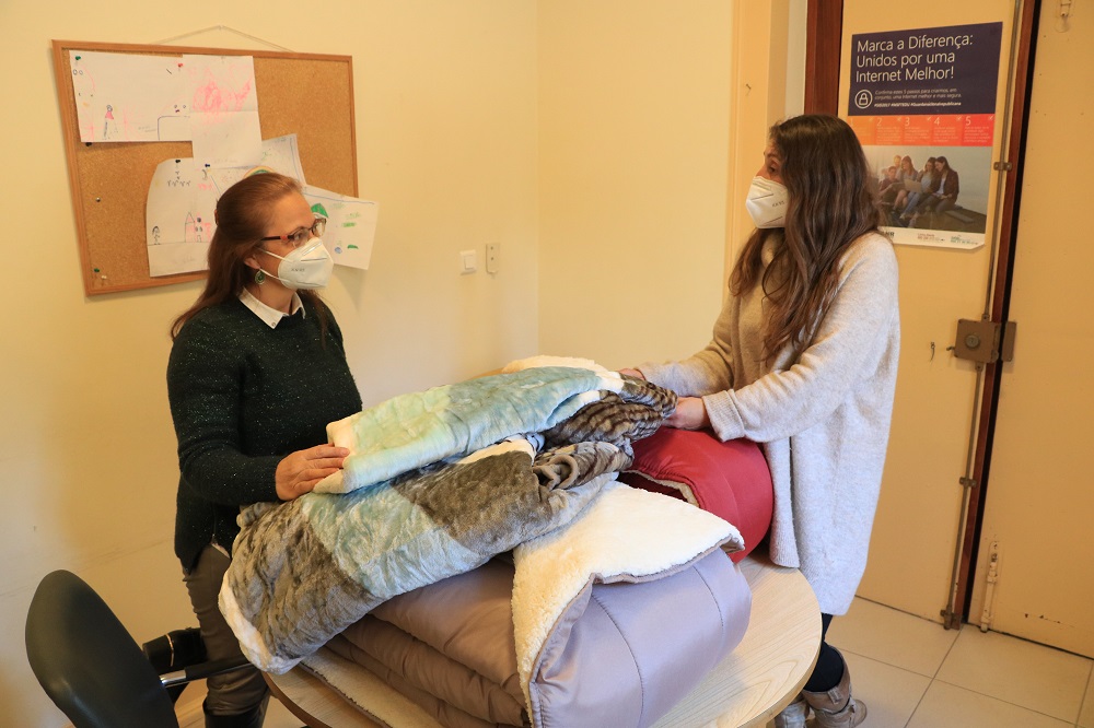 Câmara do Bombarral disponibiliza cobertores a famílias carenciadas