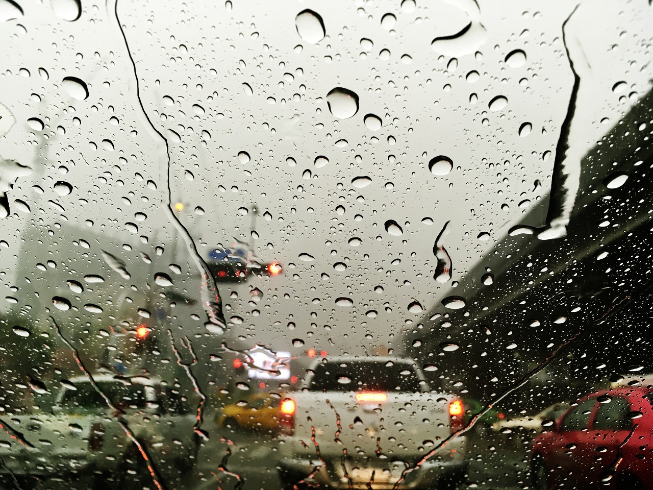 Chuva forte trânsito
