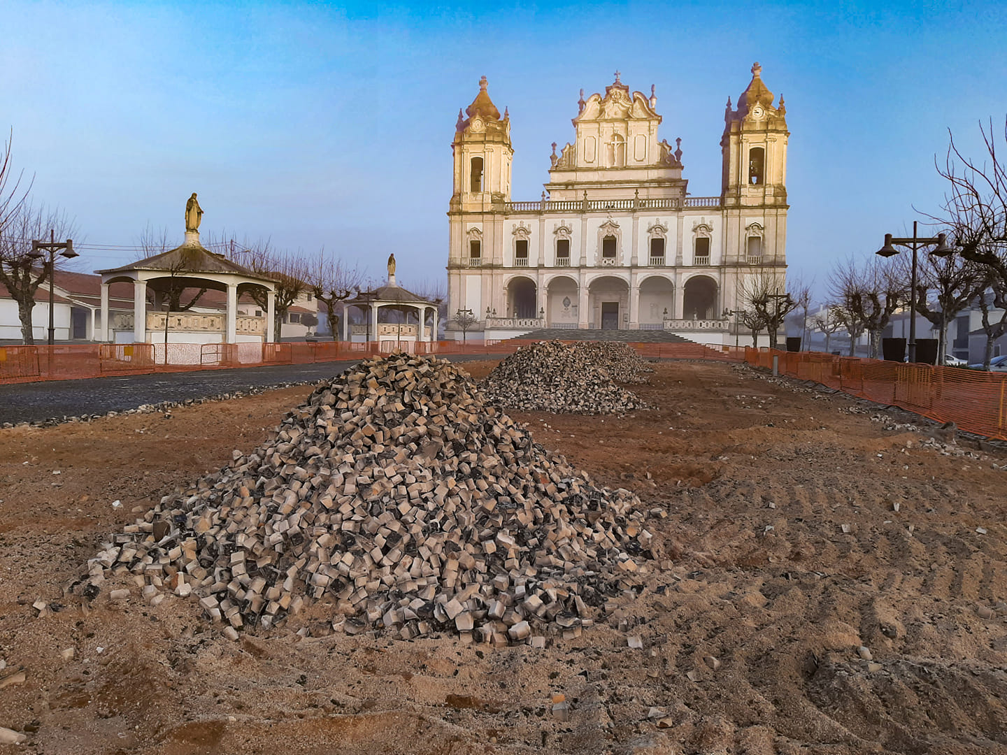 milagres obras no largo santuário