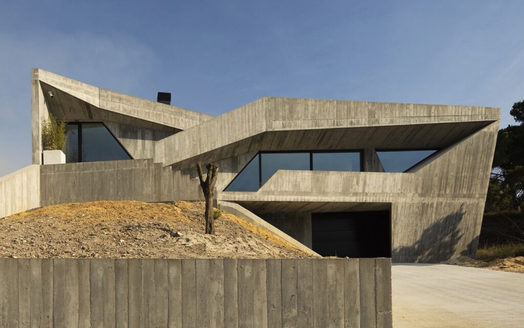 Exterior da "casa Povo" nomeada para Edifício do ano 2021