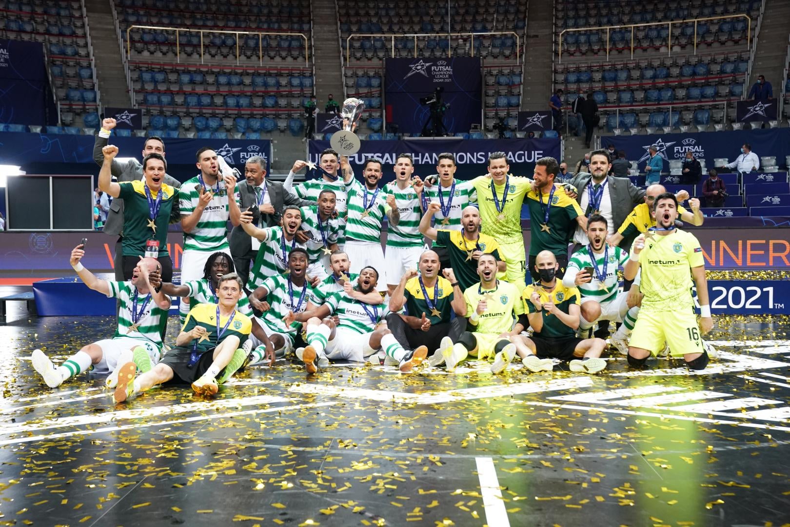 Portugueses Erick e Pany Varela candidatos a melhor jogador de futsal do  mundo