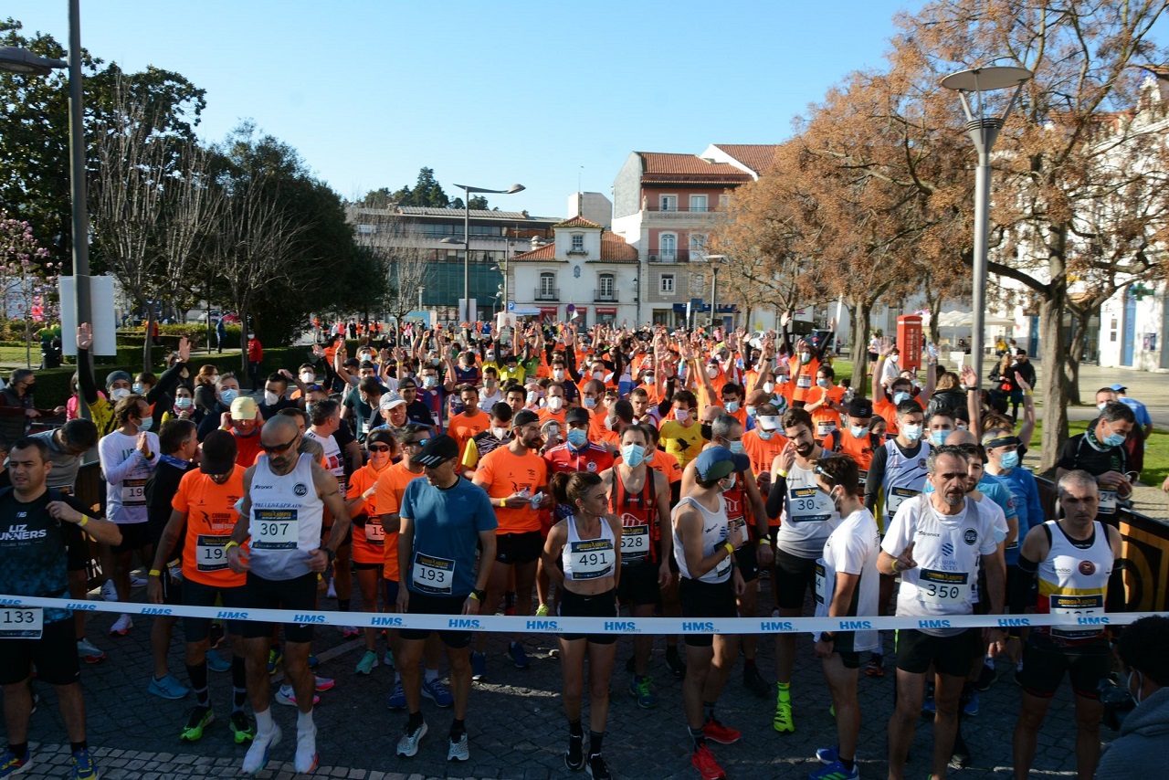 foro da linha de partida da corrida do adepto em leiria