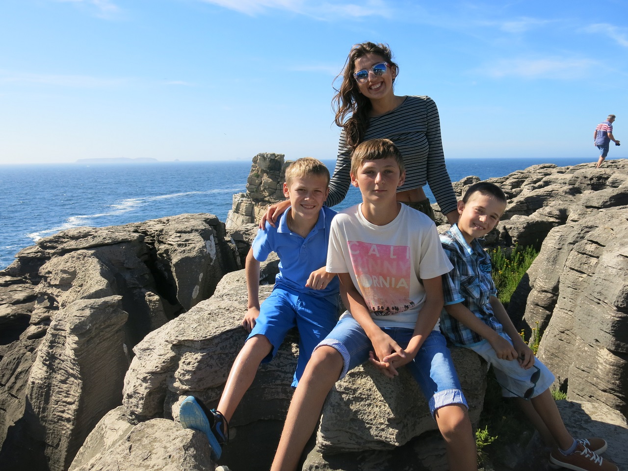 Bogdan, Sergei, Mark e Ania no Cabo Carvoeiro