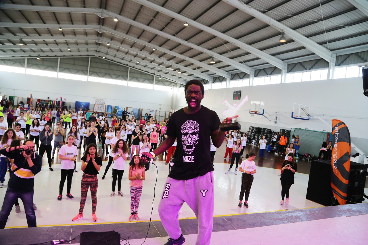 imagem de uma aula de dança do evento school fitness de 2019