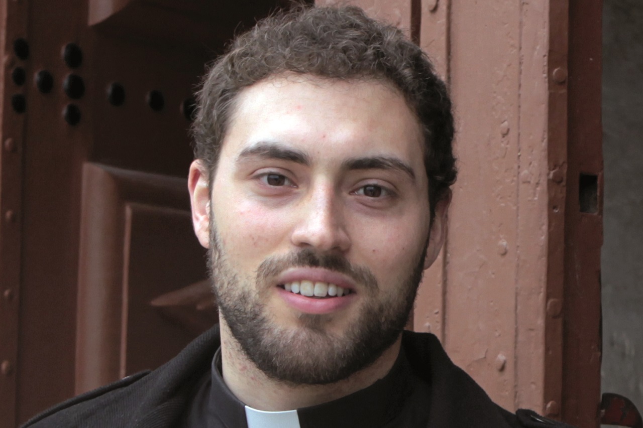 foto de rosto do padre Fábio Bernardino