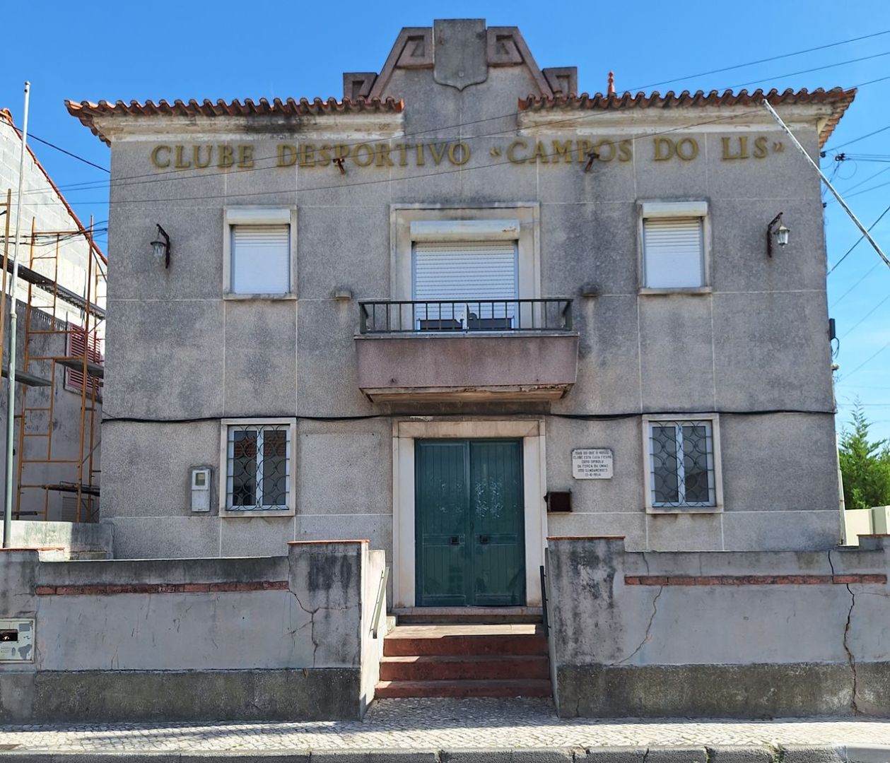 Junta de Marrazes quer “devolver” edifício do Clube Campos do Lis à comunidade