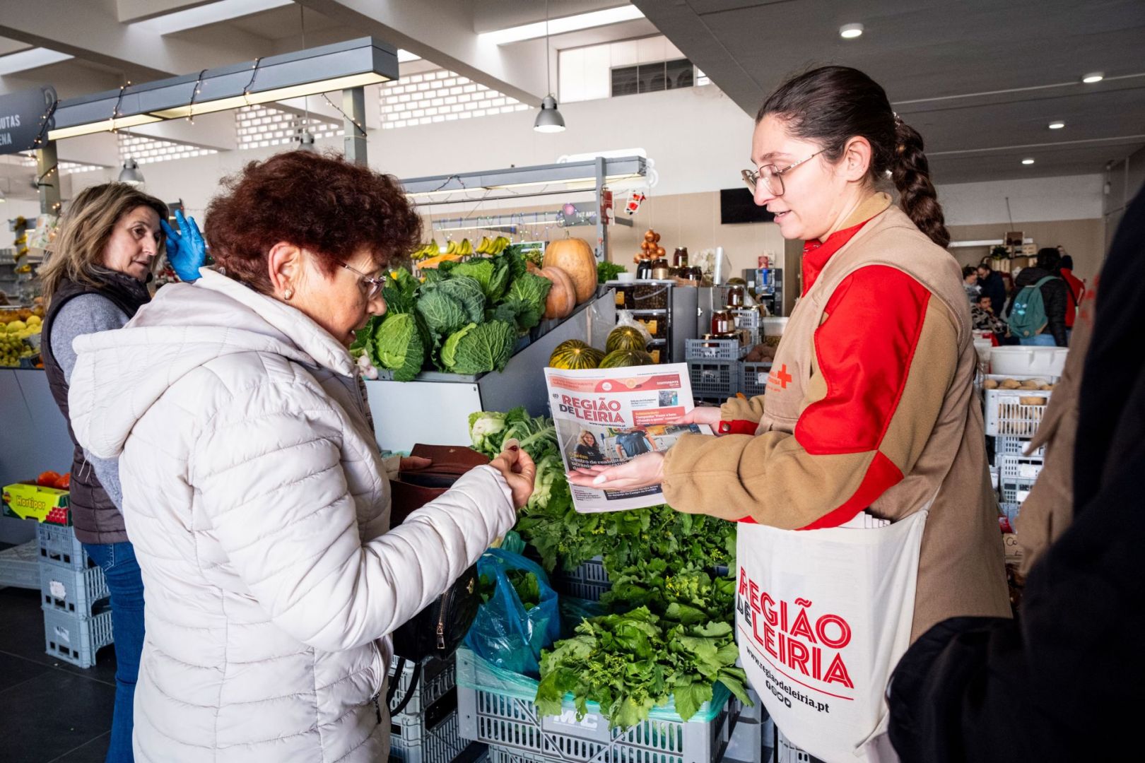 Venda das edições de Natal do REGIÃO DE LEIRIA apoia cinco instituições