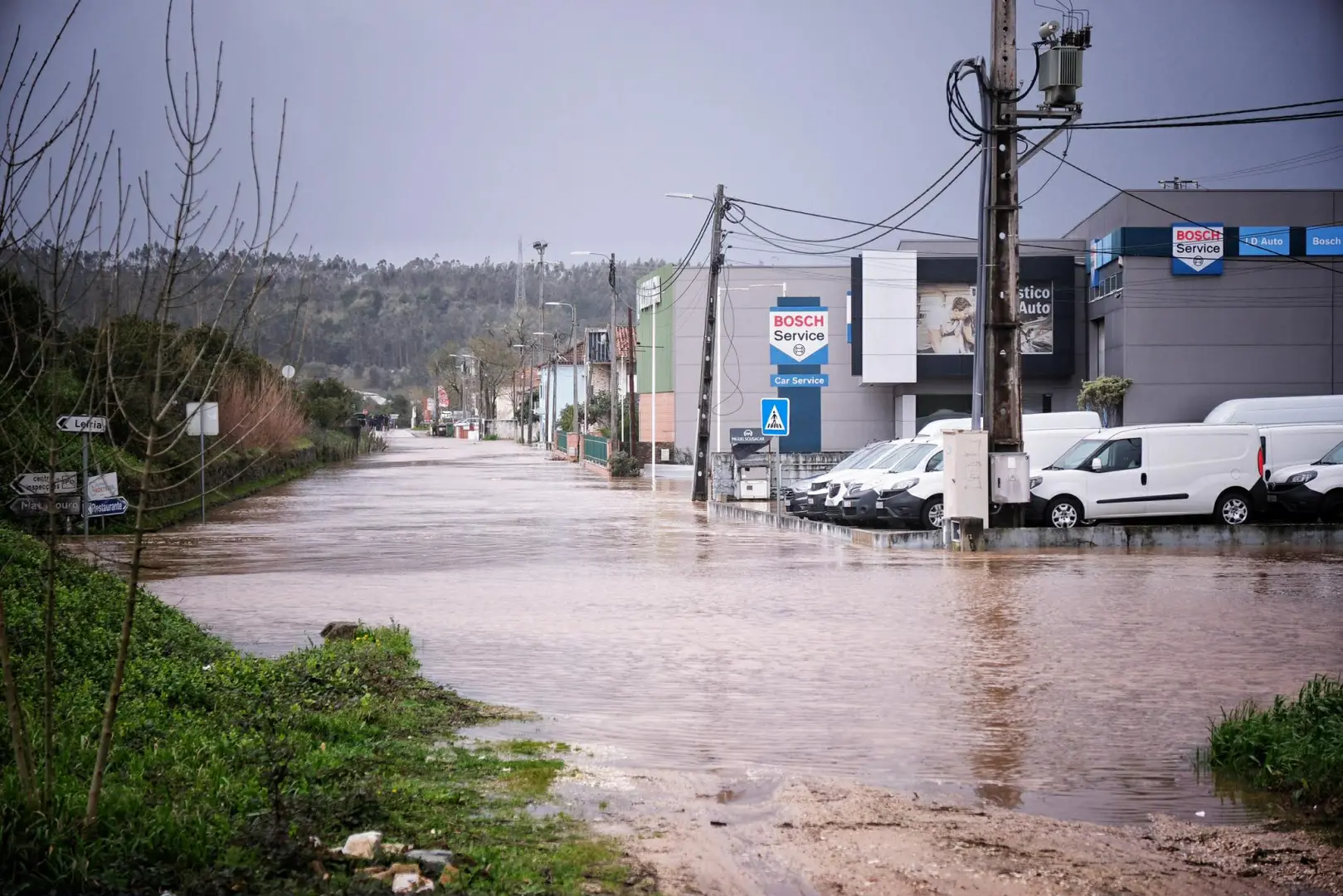 Hotel quase lotado surpeendido pelas cheias na Ponte das Mestras