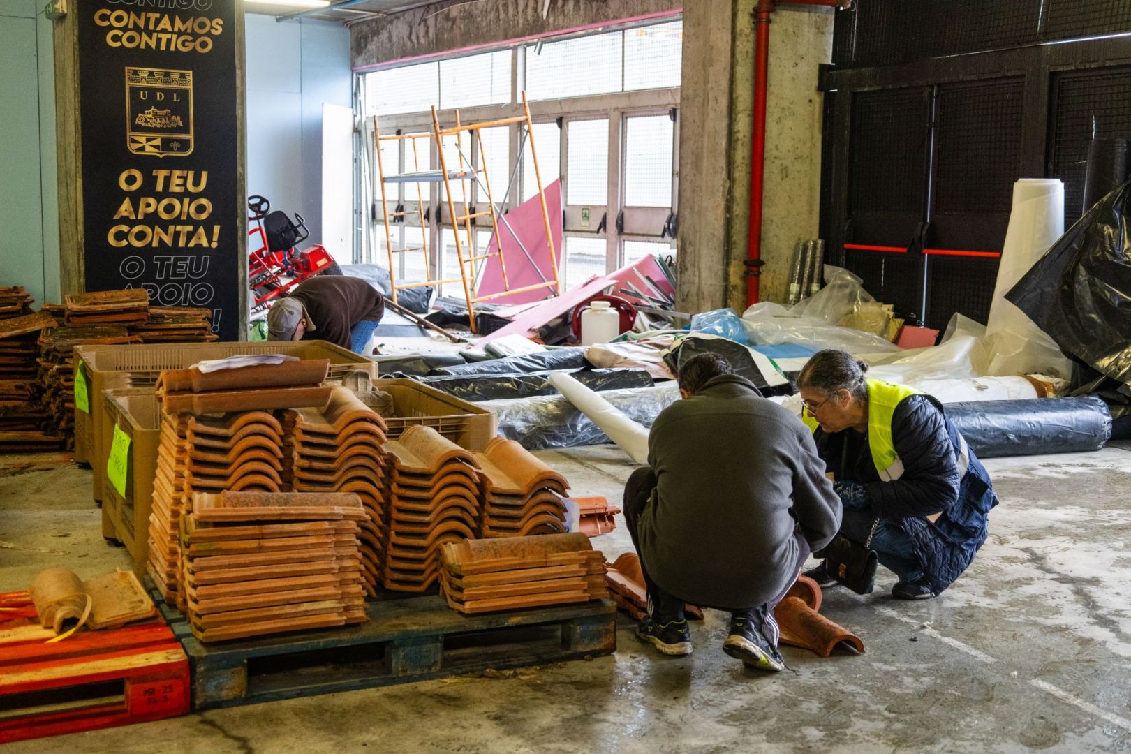 Município de Leiria pede doação urgente de telhas