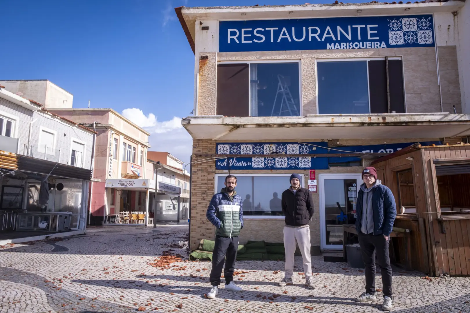 “Resiliência e espírito de reerguer” são novos ingredientes no regresso do arroz de marisco à Praia