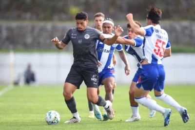 União de Leiria ‘arranca’ empate nos descontos frente ao FC Porto B