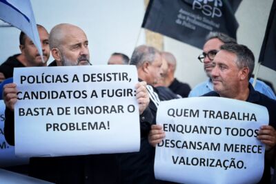 Forças policiais manifestam-se em Leiria para exigir melhores condições remuneratórias
