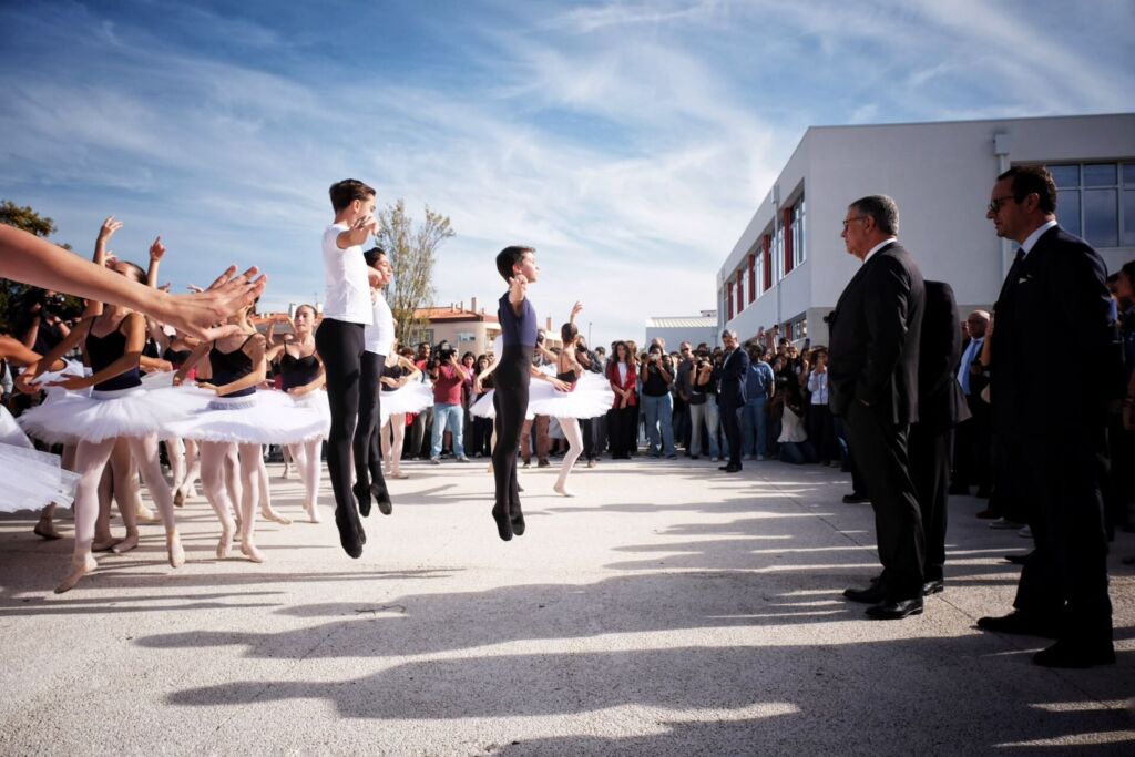 Seguro aproveita inaugurações em escolas de Leiria para apelar ao entendimento dos partidos: “Não digam que não é possível”