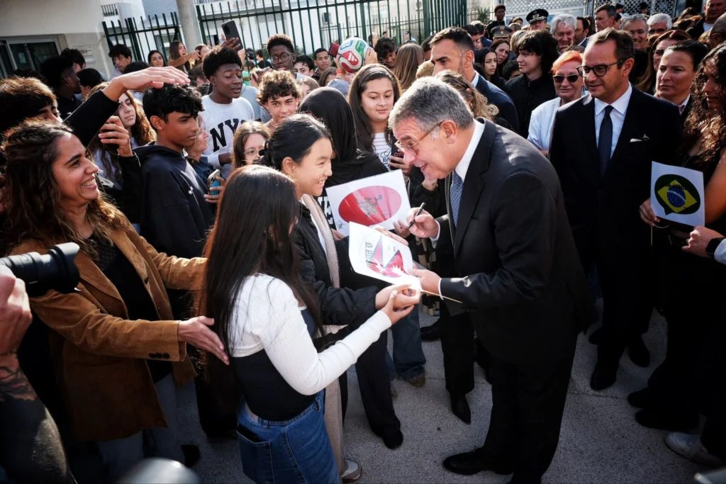 Seguro aproveita inaugurações em escolas de Leiria para apelar ao entendimento dos partidos: “Não digam que não é possível”